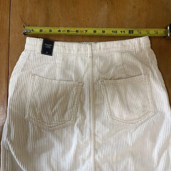 NEW Abercrombie & Fitch Mini Skirt SMALL Ivory Corduroy Button Front Pockets - Picture 6 of 8